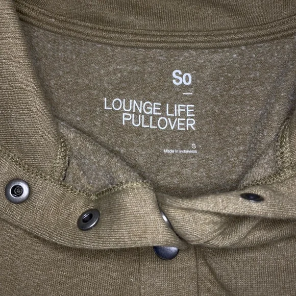 Women’s Green Lounge Pullover - Picture 5 of 5